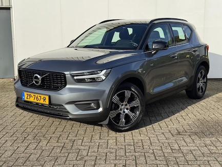 Volvo XC40 0