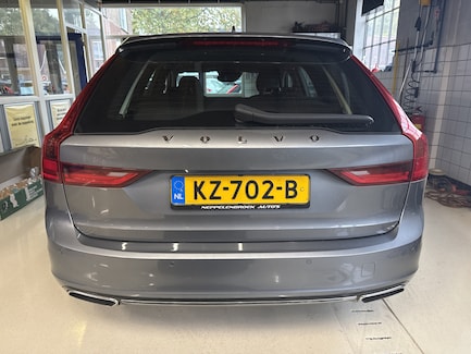 Volvo V90 0