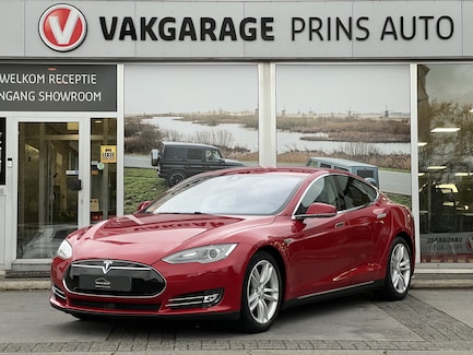 Tesla Model S 0