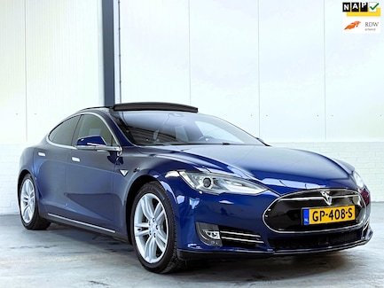 Tesla Model S 0