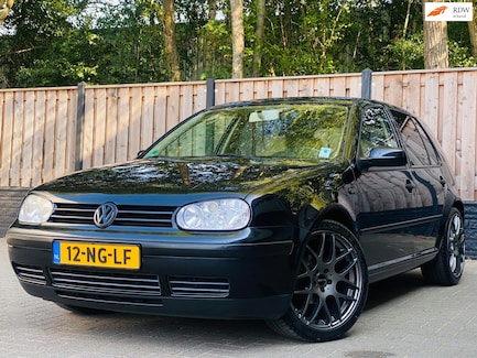 Volkswagen Golf 0