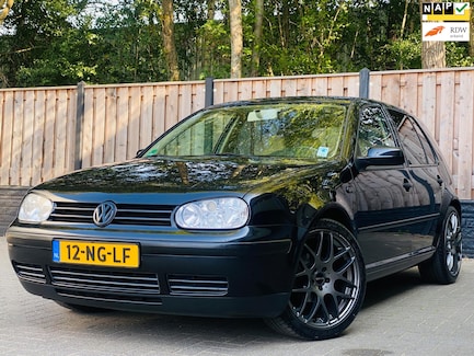 Volkswagen Golf 0