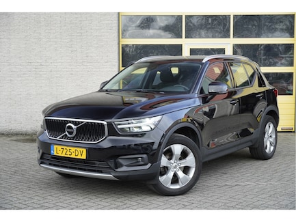 Volvo XC40 0