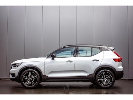 Volvo XC40 0