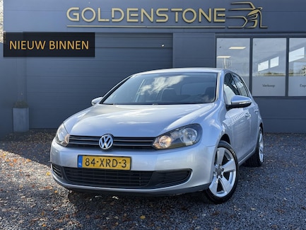 Volkswagen Golf 0