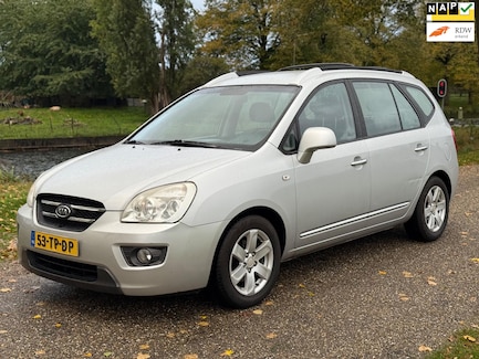 Kia Carens 0