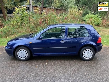 Volkswagen Golf 0