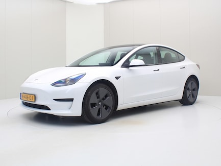 Tesla Model 3 0