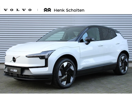 Volvo EX30 0