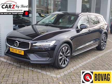 Volvo V60 Cross Country 0
