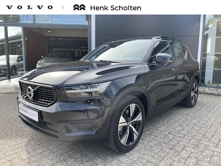Volvo XC40 0