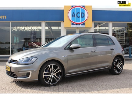 Volkswagen Golf 0