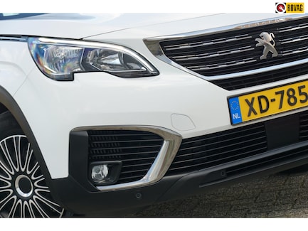 Peugeot 5008 0