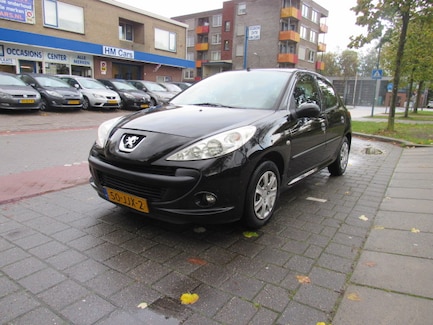 Peugeot 206+ 0