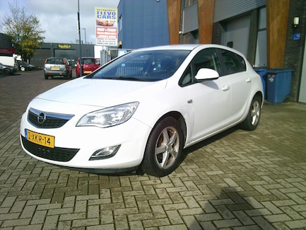 Opel Astra 0