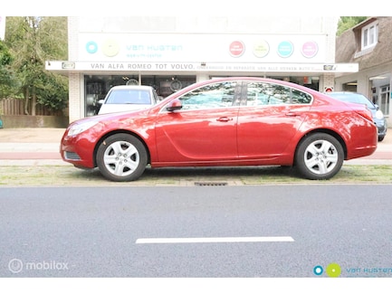 Opel Insignia 0