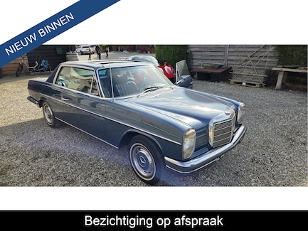 Mercedes-Benz 200-Serie 0