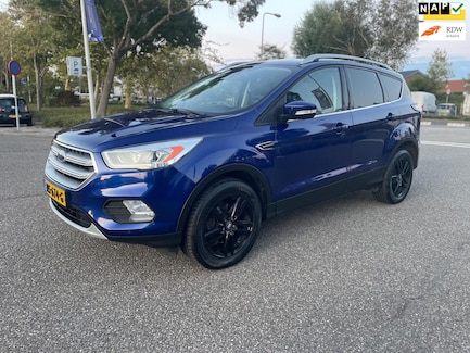 Ford Kuga 0