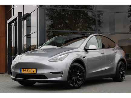 Tesla Model Y 0