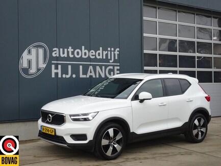 Volvo XC40 0