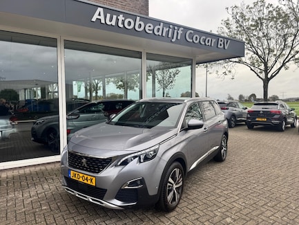 Peugeot 5008 0