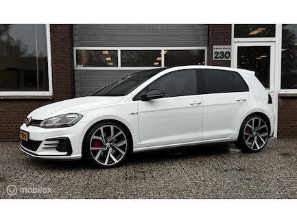 Volkswagen Golf 0