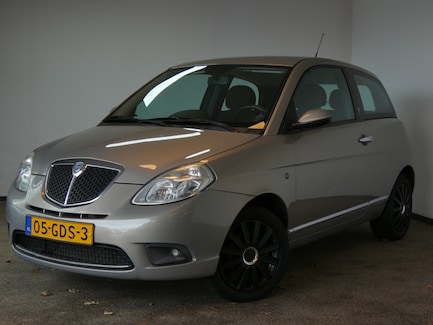 Lancia Ypsilon 0