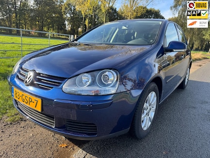 Volkswagen Golf 0