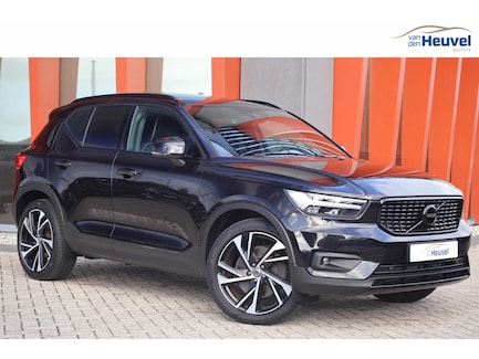 Volvo XC40 0