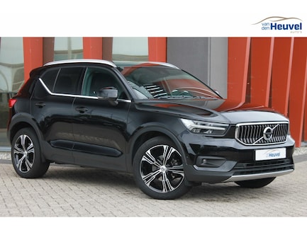 Volvo XC40 0