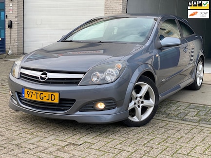 Opel Astra 0