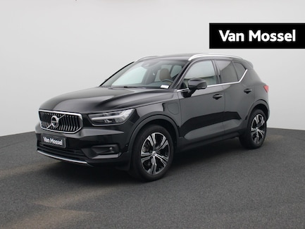 Volvo XC40 0