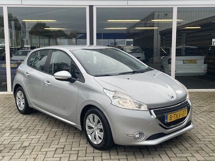 Peugeot 208 0