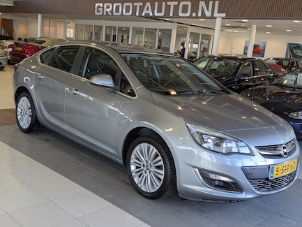 Opel Astra 0