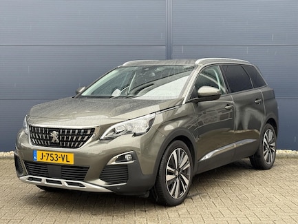 Peugeot 5008 0