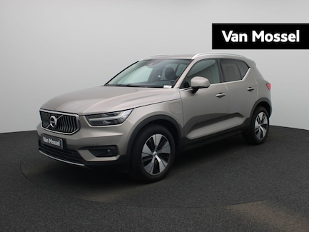 Volvo XC40 0