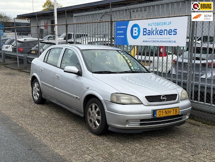 Opel Astra 0