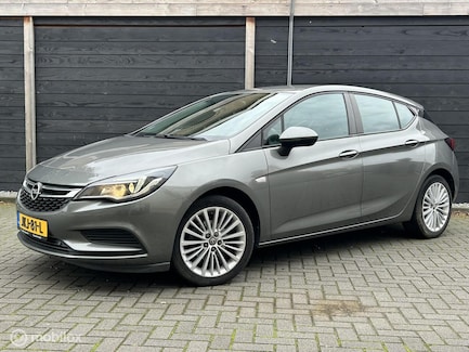 Opel Astra 0