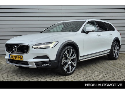 Volvo V90 Cross Country 0