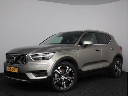 Volvo XC40 0