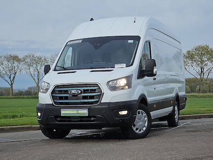 Ford E-Transit 0