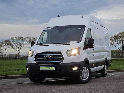 Ford E-Transit 0