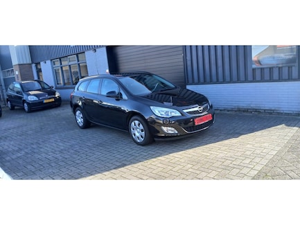 Opel Astra 0
