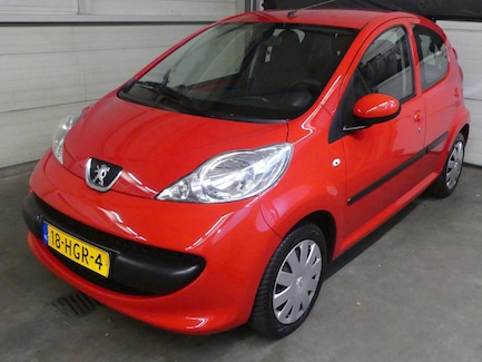 Peugeot 107 0