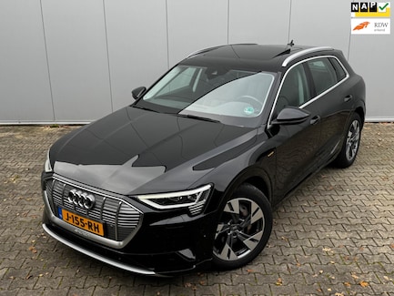 Audi E-tron 0