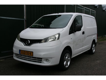 Nissan NV200 0
