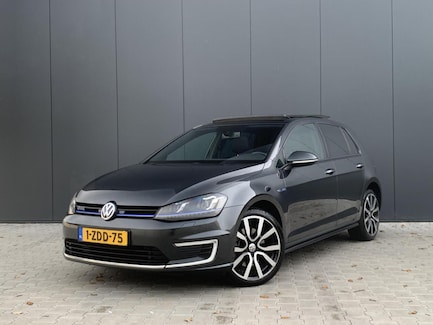 Volkswagen Golf 0