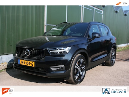 Volvo XC40 0