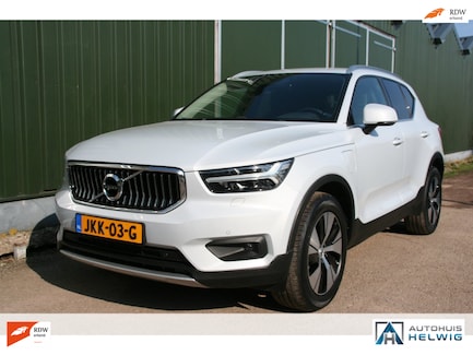 Volvo XC40 0