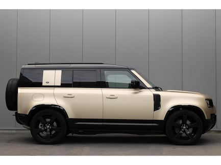 Land Rover Defender 0